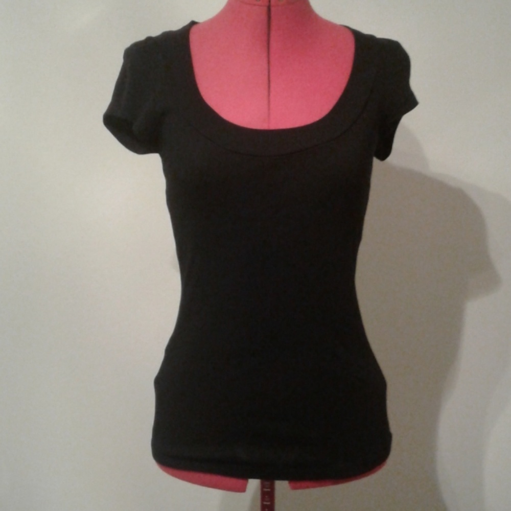 Express Black Tee